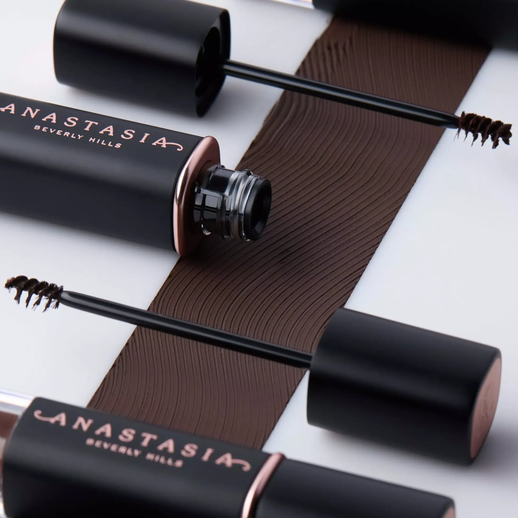 Anastasia Beverly Hills Volumizing Tinted Brow Gel Taupe