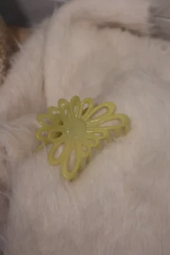 Bon Dep Flower Claw Yellow