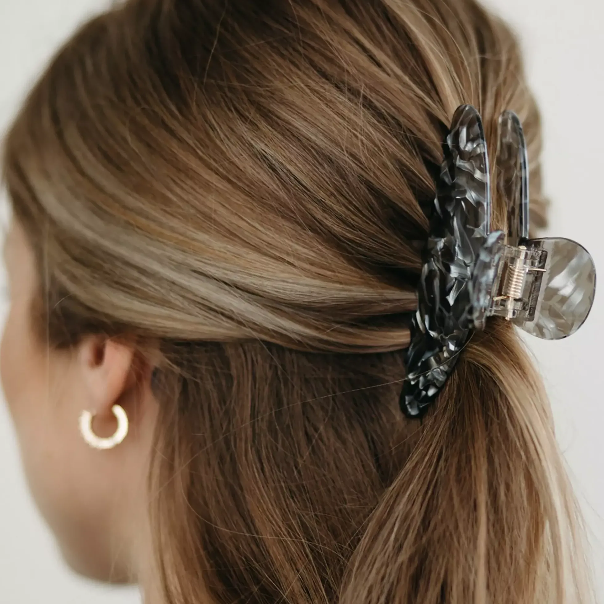 ByBarb Hair Claw Grace Black And White