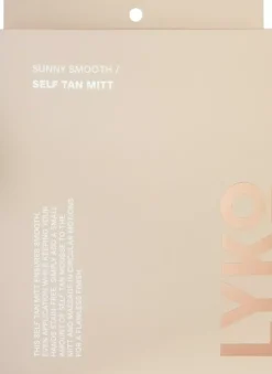 By Lyko Sunny Smooth Self Tan Mitt