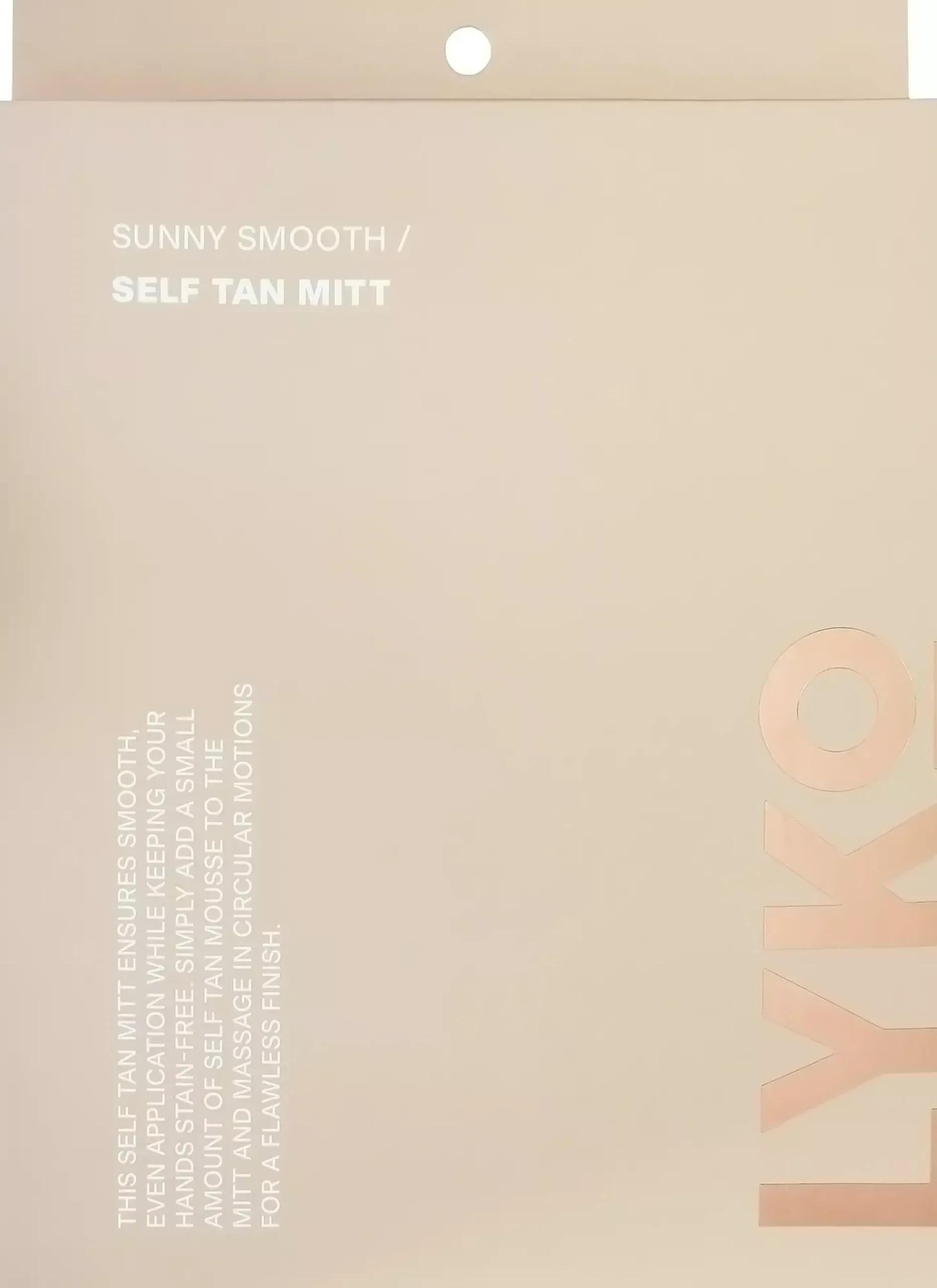 By Lyko Sunny Smooth Self Tan Mitt