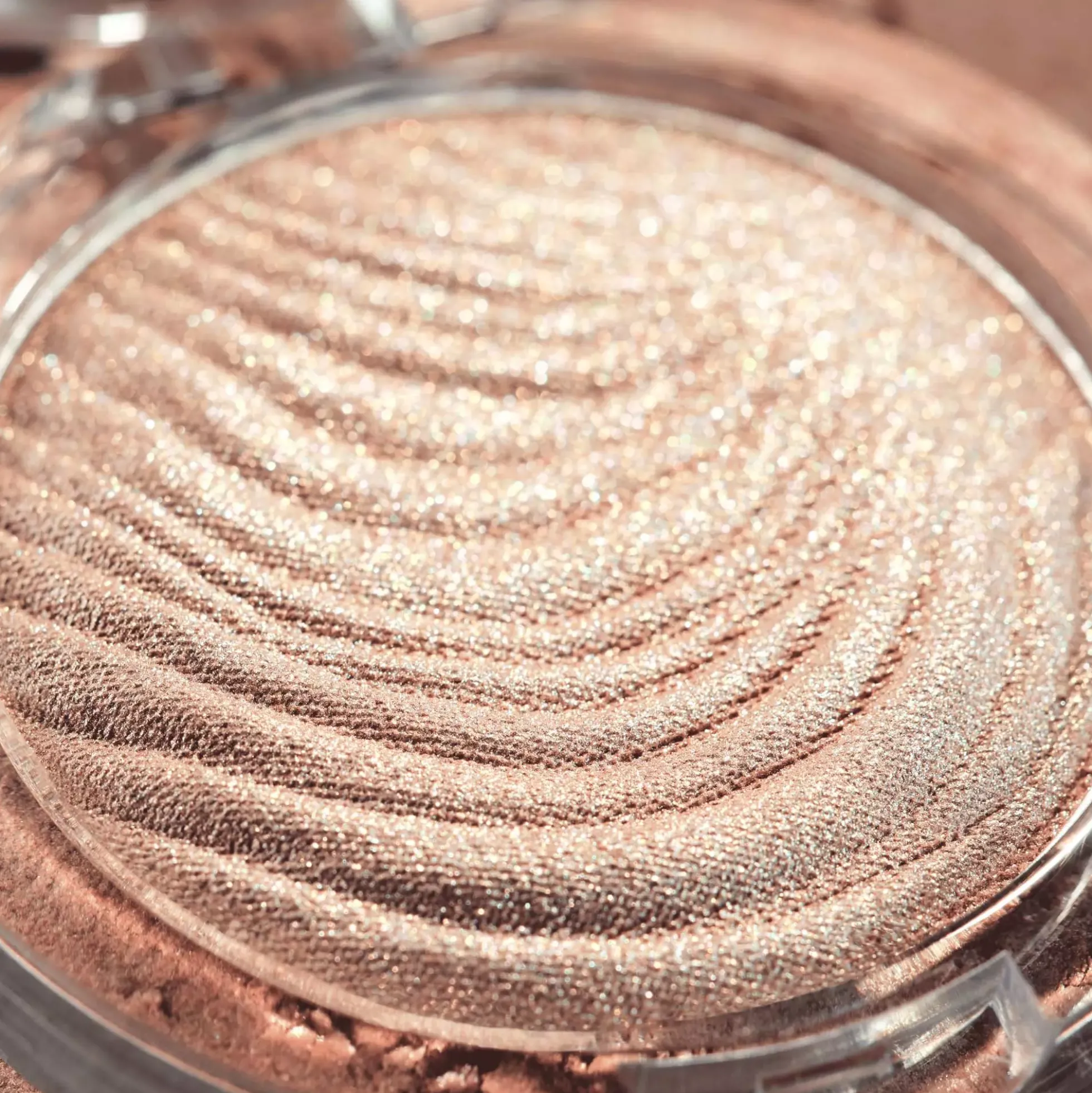 Catrice Aura Glam Bouncy Highlighter 010 Moonlit Sand