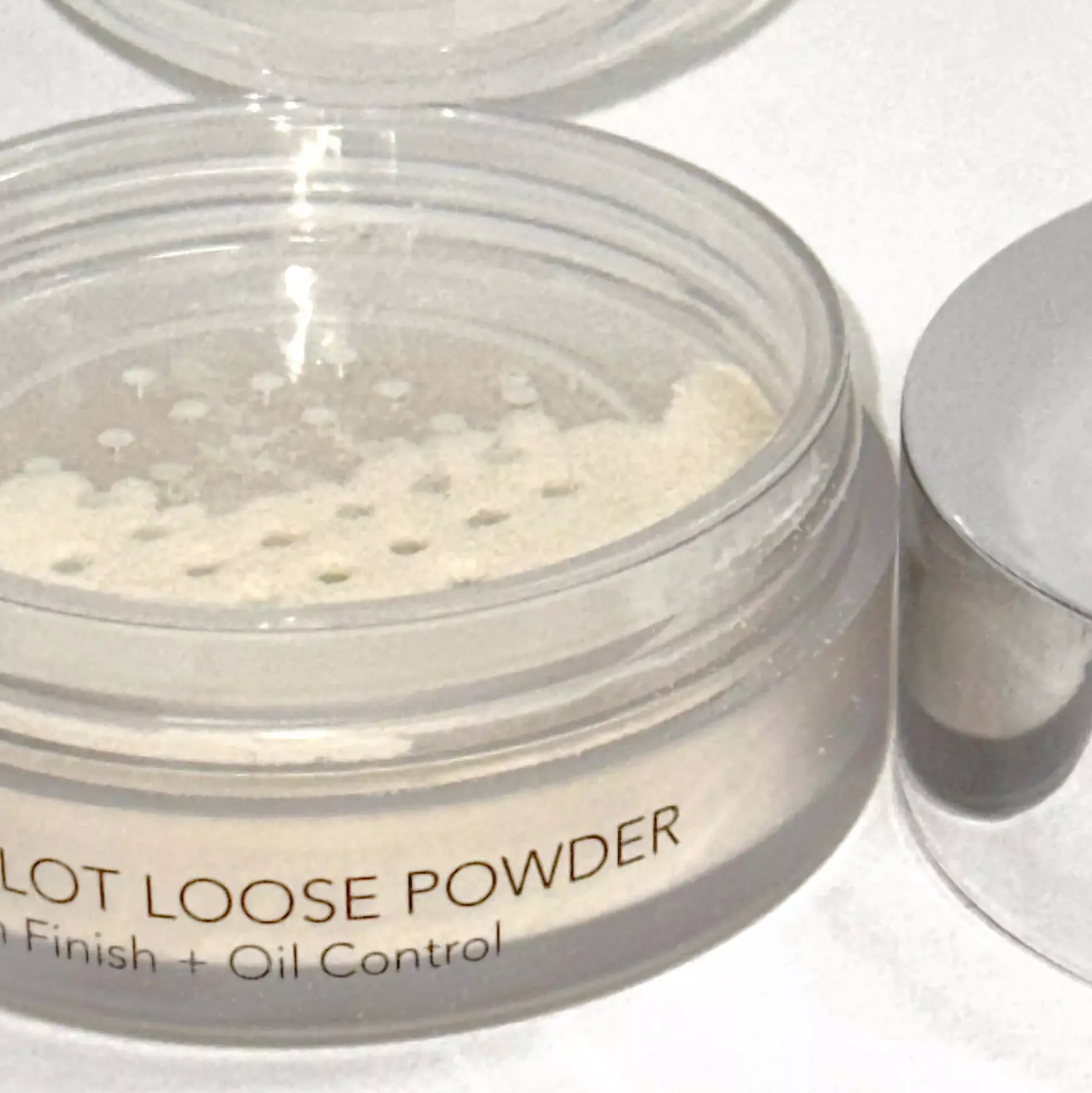 CLE Hydro Blot Loose Powder 15 ml