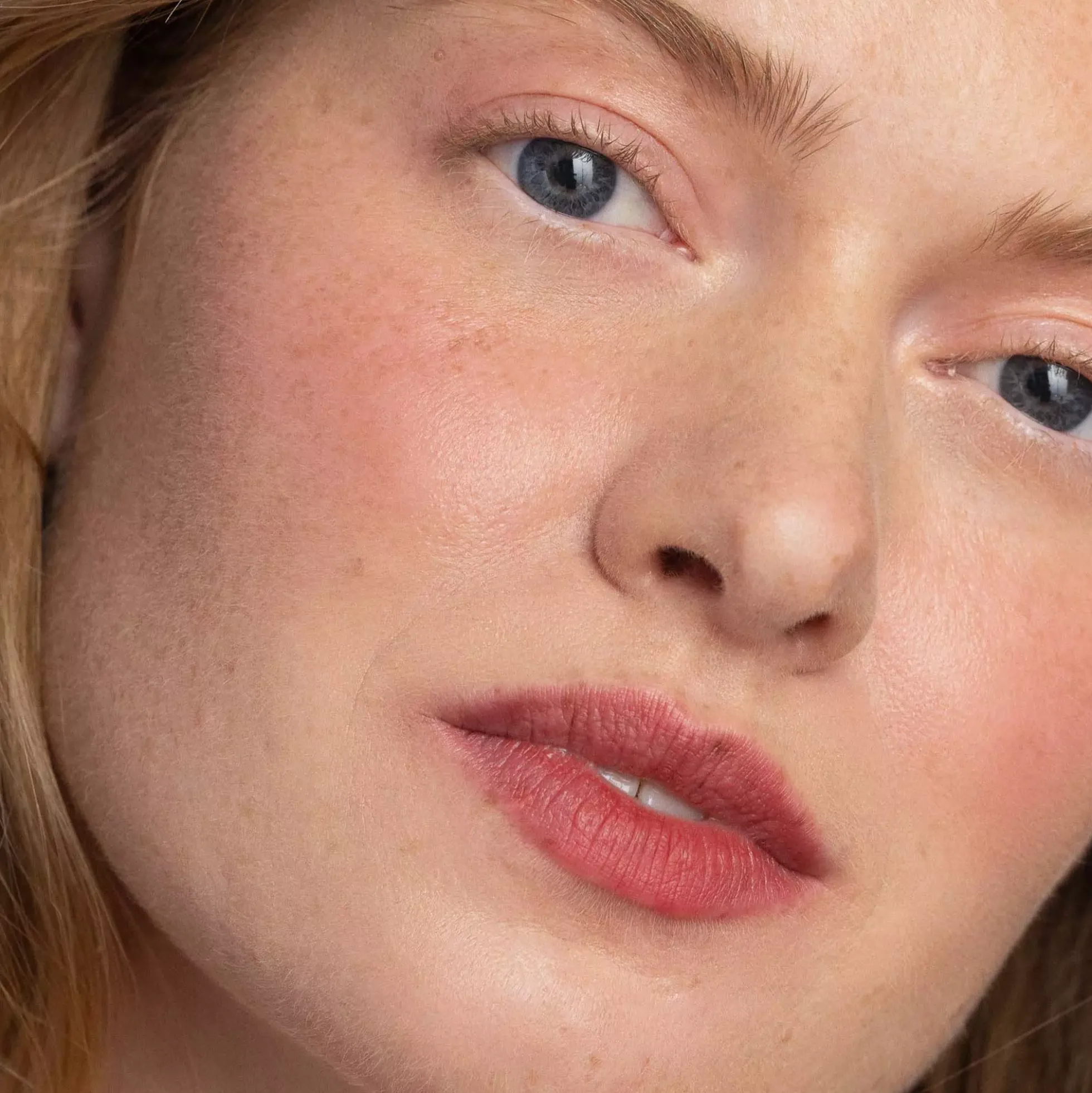 CLE Melting Lip Powder Desert Rose