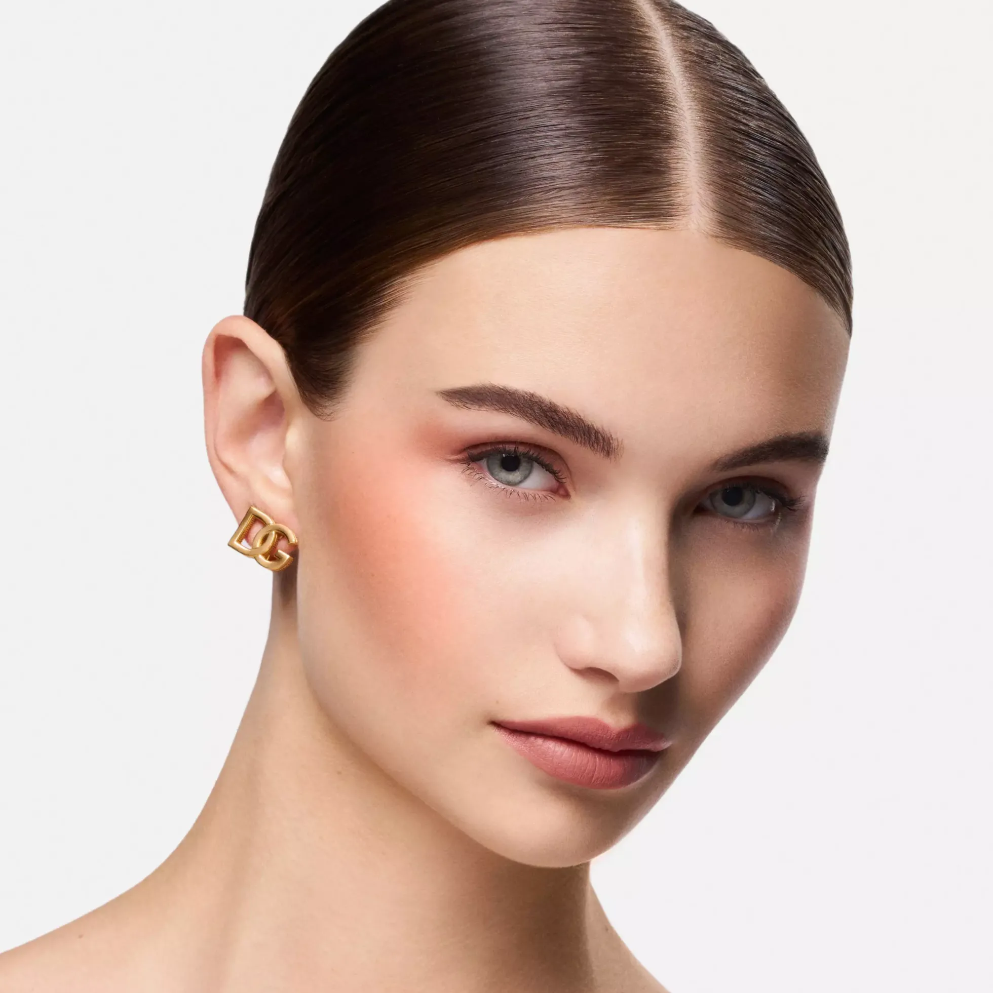Dolce & GabbanaClassic Cheeks&Eyes Match Lasting Blush & Eyeshadow Powder 01 Blissful Mauve