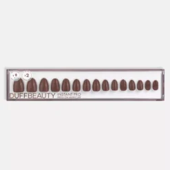 DUFFBEAUTY Instant Pro Press-On Manicure Glazed Latte Short Almond