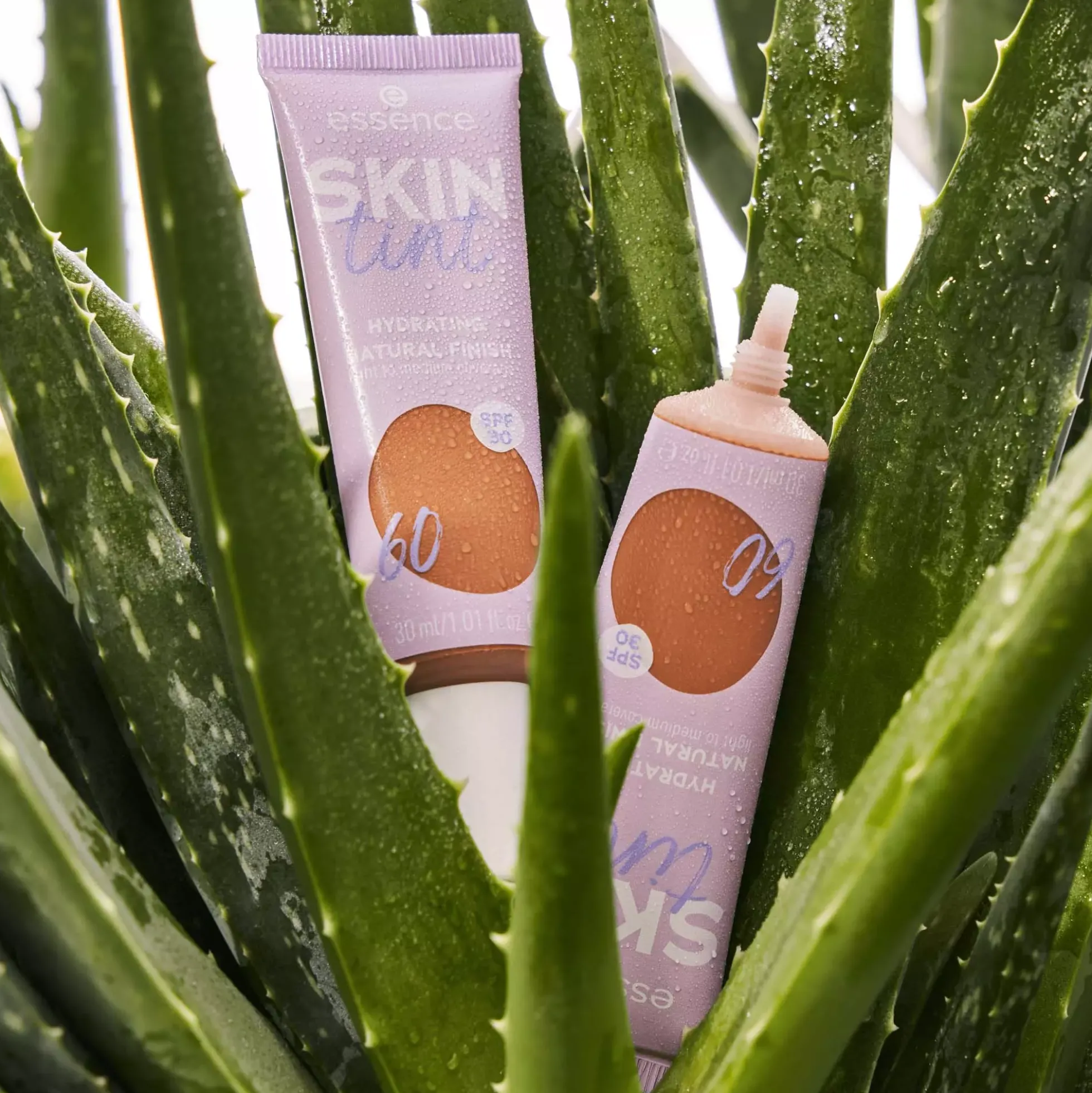 essence Skin Tint SPF30 10