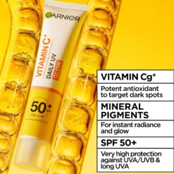 Garnier Vitamin C* Glow-Boosting Daily UV Fluid SPF50+ For Dull Skin Sheer Glow 40 ml