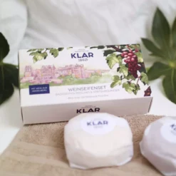 Klar Seifen Wine Soaps Red and White - Gift Set 300 g
