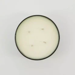 MerakiOud Leaf Scented Candle Medium