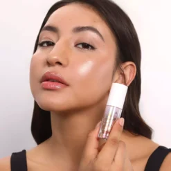 Moira Glow Show Liquid Highlighter 002 Golden Blend