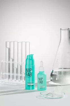 NIP+FABHydrate Hyaluronic Fix Extreme4 Hydrating Serum 50 ml