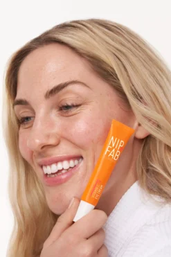 NIP+FABVitamin C Fix Vitamin C Fix Eye Cream 10% 15 ml