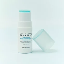 SKIN1004 Madagascar Centella Hyalu-Cica Silky-fit Sun Stick 20 g