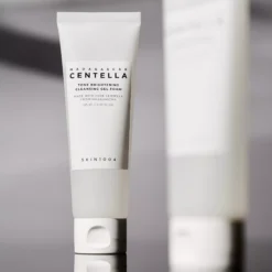 SKIN1004 Madagascar Centella Tone Brightening Cleansing Gel Foam 125 ml