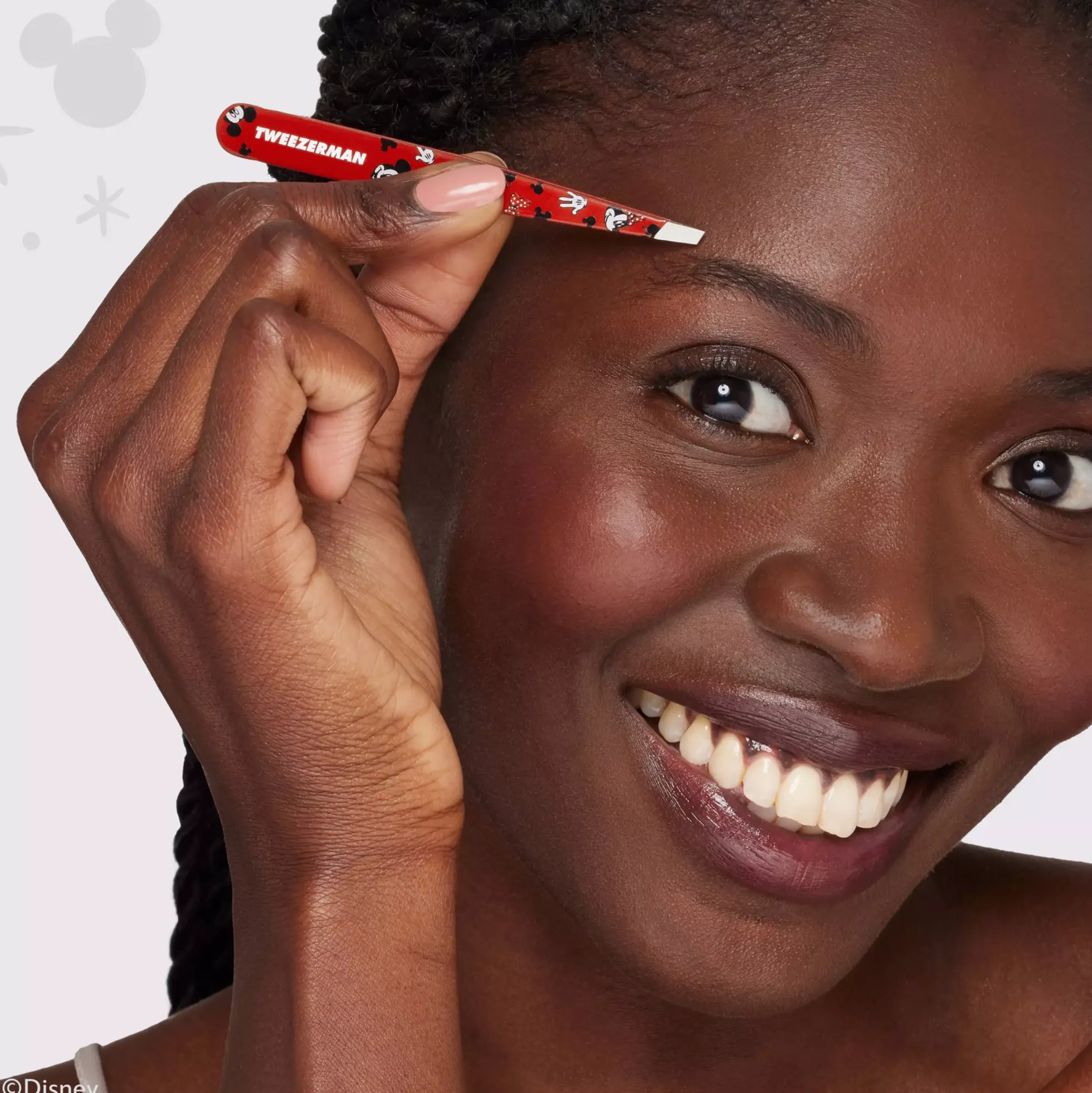 Tweezerman Mickey & Minnie Mouse We Got Ears Slant Tweezer