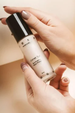 Uoga Uoga Illuminating Face Primer Comet Tail 30 ml