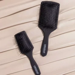 WatercloudsBlack Brush No.20 Medium Paddle Brush M