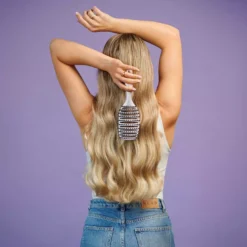 Yuaia Haircare Curvy Brush Lavender
